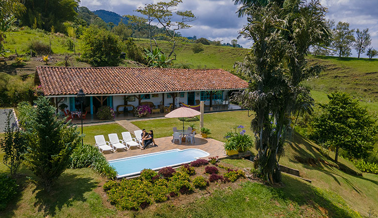 portada-finca-bella-vista-lago-calima